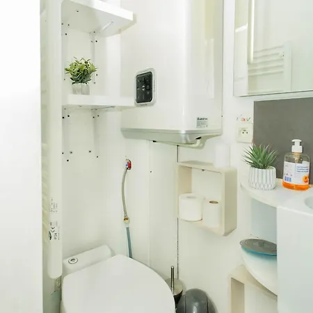 Apartment Bnbnova - Champs Elysees & Arc De Triomphe